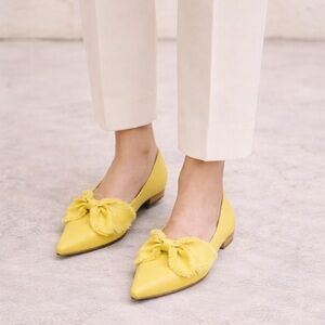 Seychelles x Anthropologie Vibrant Yellow Flats with Bow | Size 10 | Very Good